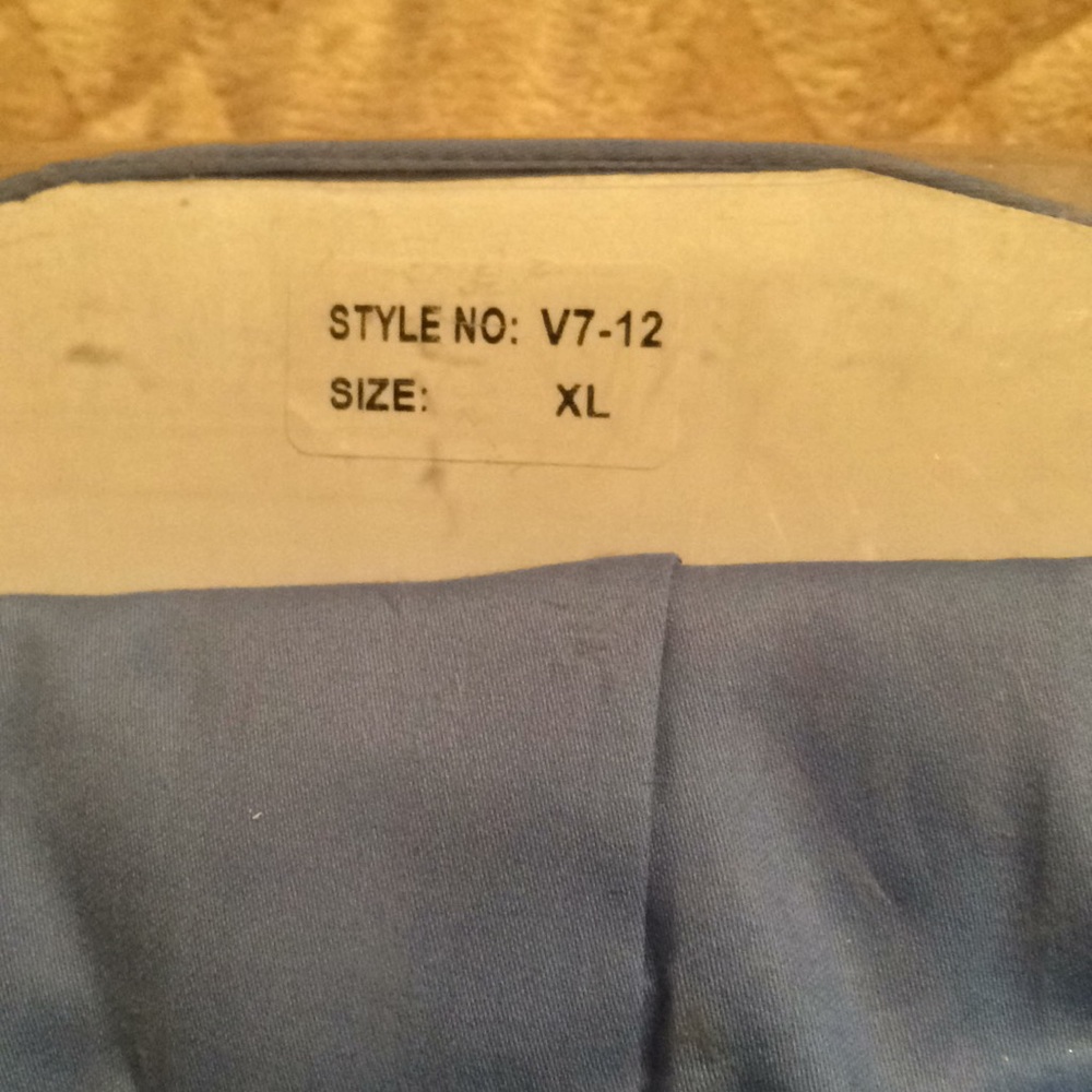 Dress shirt, new with tag - Picture 2 of 4